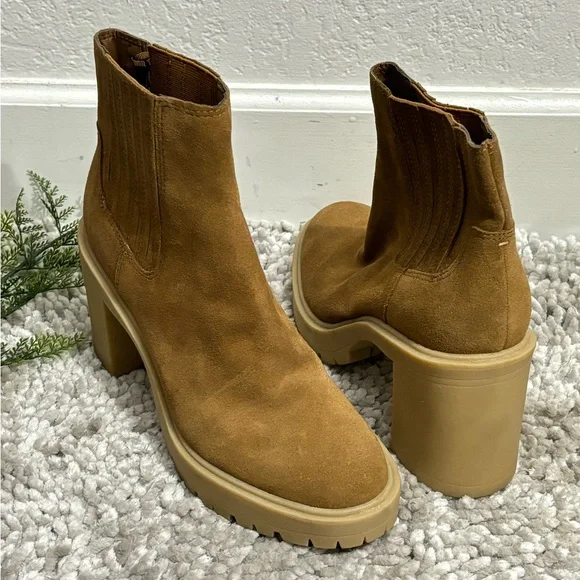 Dolce Vita Woman Pull On Ankle Boot Size: 10 - Picture 1 of 4